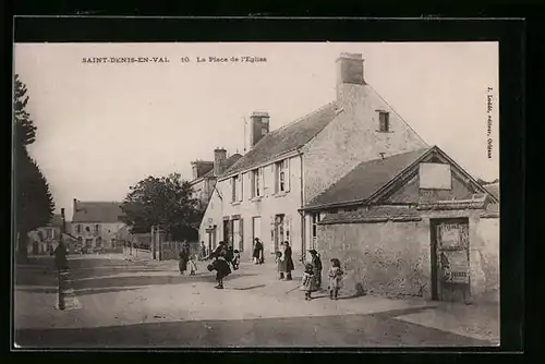 AK Saint-Denis-en-Val, La Place de l`Eglise