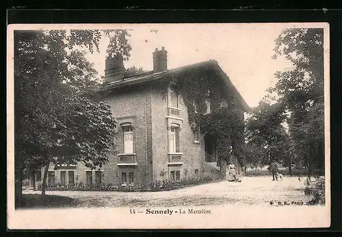 AK Sennely, La Manière