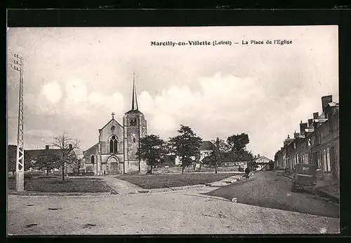 AK Marcilly-en-Villette, La Place de l`Eglise