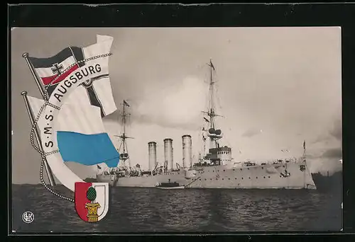 AK Kriegsschiff SMS Augsburg vor Küste