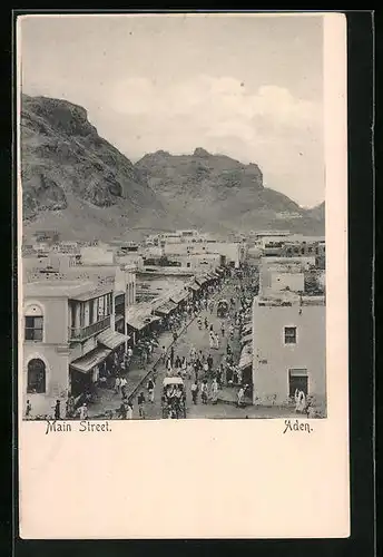 AK Aden, Main Street