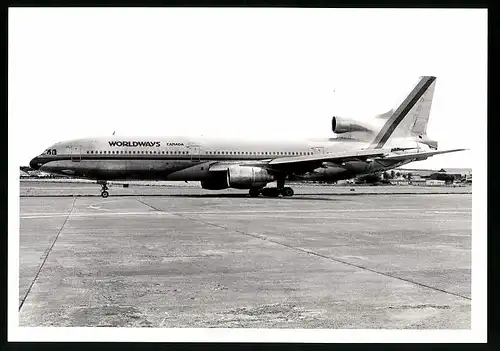 Fotografie Flugzeug Boeing 727, Passagierflugzeug der Worldways Canada