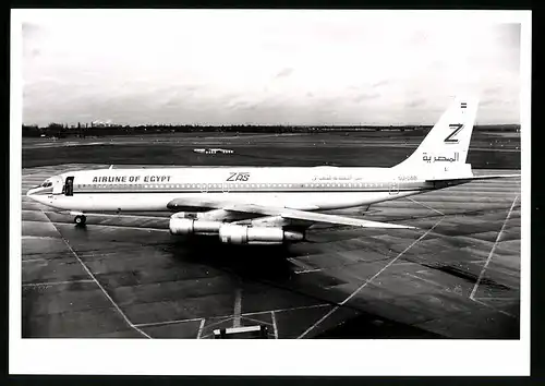 Fotografie Flugzeug Boeing 707, Passagierflugzeug der Airline of Egypt, Kennung SU-DAB