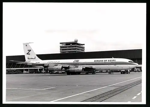 Fotografie Flugzeug Boeing 707, Passagierflugzeug der Airline of Egypt, Kennung SU-DAA