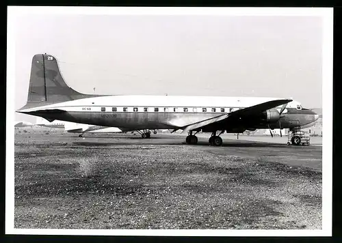Fotografie Flugzeug Douglas DC-6B, Passagierflugzeug Kennung N90809