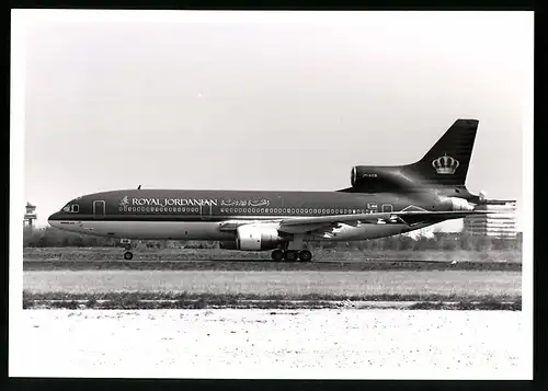 Fotografie Flugzeug Lockheed L-1011 Tristar, Passagierflugzeug der Royal Jordanian, Kennung JY-AGB