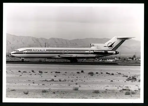 Fotografie Flugzeug Boeing 727, Passagierflugzeug der Republic