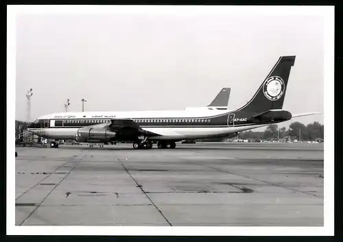 Fotografie Flugzeug Boeing 707, Passagierflugzeug der State of Qata, Kennung A7-AAC