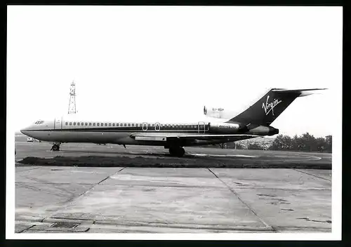 Fotografie Flugzeug Boeing 727, Passagierflugzeug der Virgin, Kennung EI-BUP