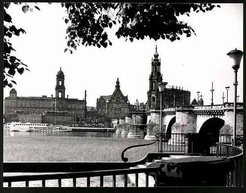 12 Fotografien Ansicht Dresden, Original-Handvergrösserungen, FDGB Hotel Bastei, Kulturpalast, Interhotel Königstein