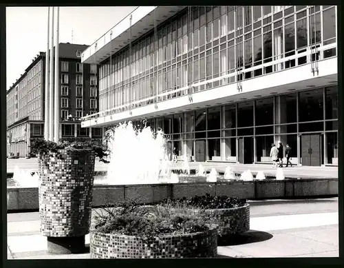 12 Fotografien Ansicht Dresden, Original-Handvergrösserungen, FDGB Hotel Bastei, Kulturpalast, Interhotel Königstein