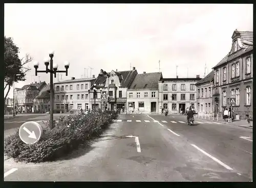 7 Fotografien Ansicht Schwaan, Bild und Heimar, Reichenbach i. V., Leben im Sozialismus, DDR, Lenin-Allee, Zeltplatzkino