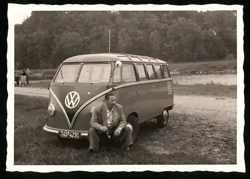 Fotografie Auto VW Bulli T1, Volkswagen Fensterbus mit Kfz.Kenzeichen BH45-4291