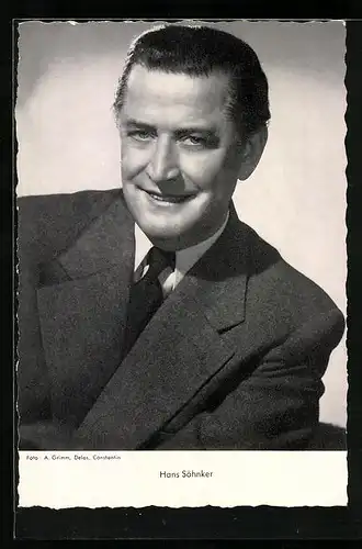 AK Schauspieler Hans Söhnker mit zurückgekämmtem Haar