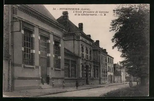 AK Pithiviers, L`École Primaire de Gargons et la Gendarmerie