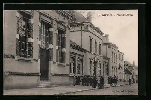 AK Pithiviers, Place des Bornes