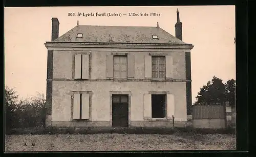 AK St.-Lyé-la-Foret, L`Ecole de Filles