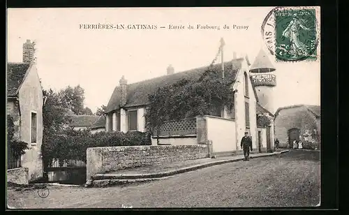 AK Ferrières-en-Gatinais, Entrée du Faubourg du Perray