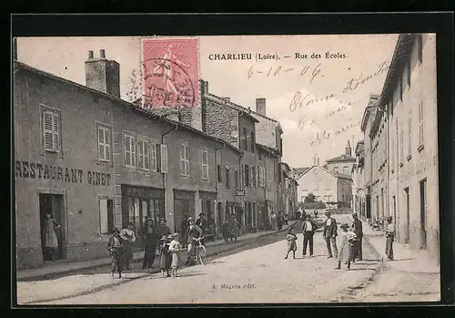 AK Charlieu, Rue des Écoles, Strassenpartie