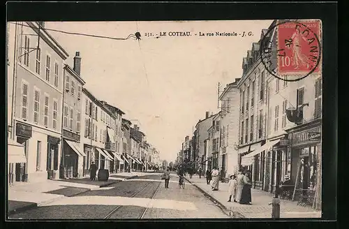 AK Le Coteau, La rue Nationale, Strassenpartie