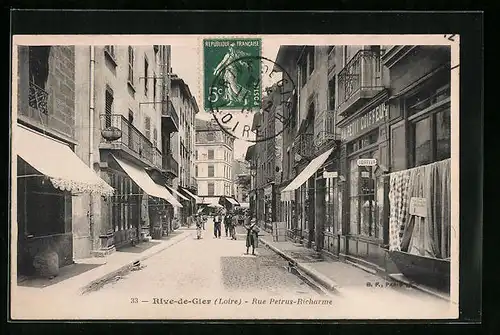 AK Rive-de-Gier, Rue Petrus-Richarme, Strassenpartie