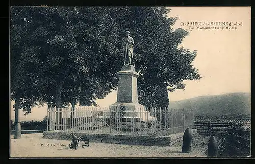 AK St-Priest-la-Prugne, le Monument aux Morts