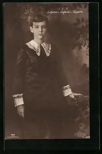 AK Erbprinz Luitpold als niedlicher Bube im Anzug