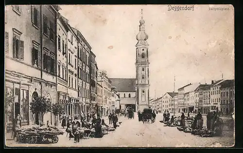 AK Deggendorf, Strassenleben am Luitpoldplatz