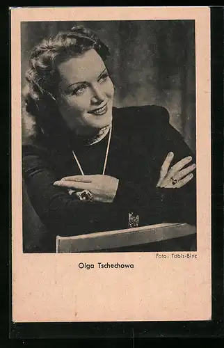 AK Schauspielerin Olga Tschechowa mit bildschönem Lächeln