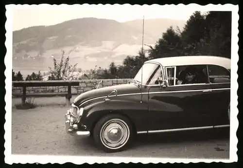 Fotografie Auto DKW 1000 Cabrio, hübsche frau am Steuer