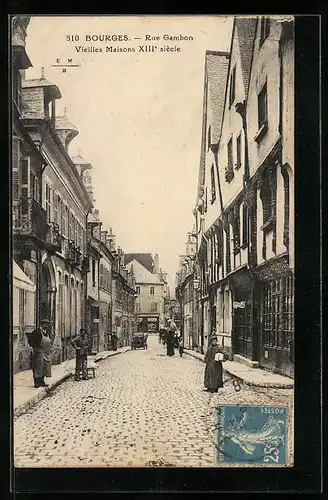 AK Boruges, Rue Gambon, Vieilles Maisons XIIIe siècle