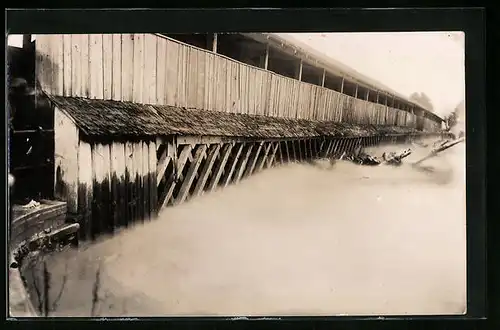Foto-AK Buchs, Staumauer bei Hochwasser