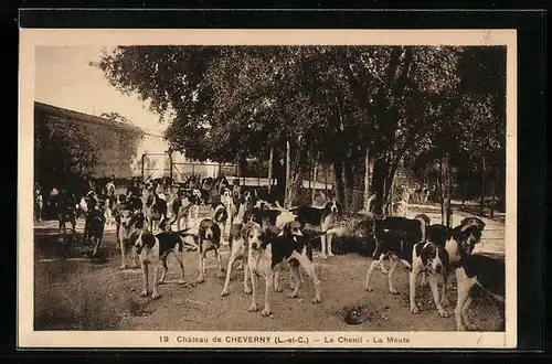 AK Cheverney, Chateau, Le Chenil, La Meute