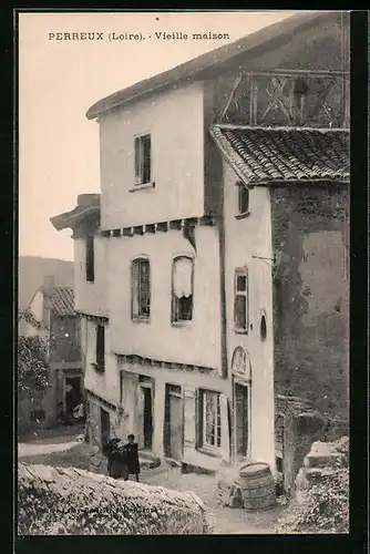 AK Perreux, Vieille Maison, la facade