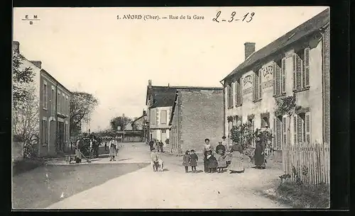 AK Avord, Rue de la Gare, Strassenpartie