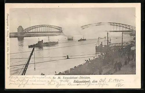 AK Düsseldorf, SR. M. Topedoboot-Division auf dem Rhein