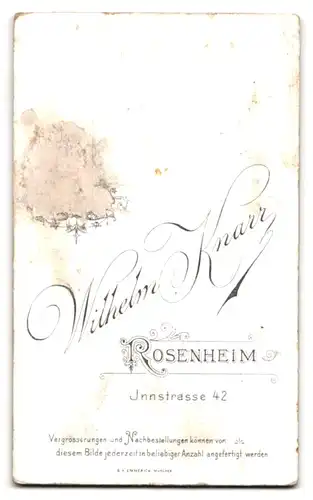 Fotografie Wilhelm Knarr, Rosenheim, Innstr. 42, Junge Dame in hübscher Kleidung