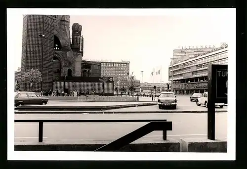 Fotografie unbekannter Fotograf, Ansicht Berlin, Breitscheidplatz mit Bikinihaus, Telefunkenhaus & Gedächtniskirche