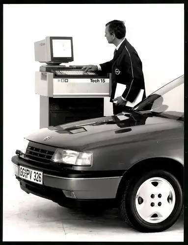 Fotografie Auto Opel Omega, PKW & Diagnose-Computer Tech15
