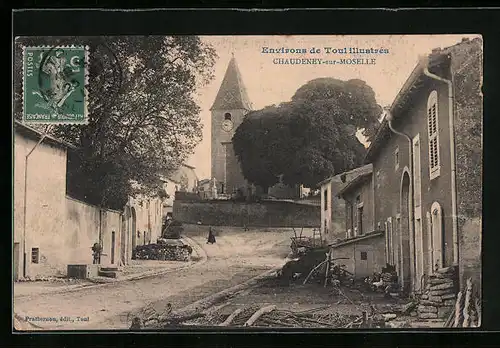 AK Chaudeney-sur-Moselle, Strassenpartie mit Kirche