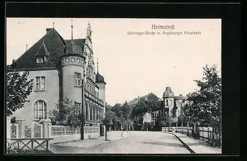 AK Helmstedt, Schöninger-Strasse mit Magdeburger Privatbank