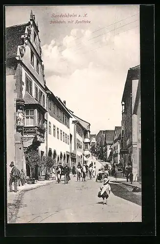 AK Gundelsheim a. N., Schlossstrasse mit Apotheke