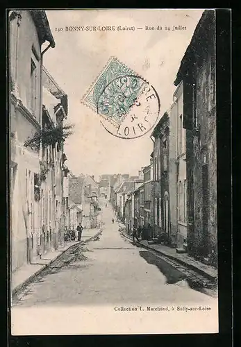 AK Bonny-sur-Loire, Rue du 14 Juillet