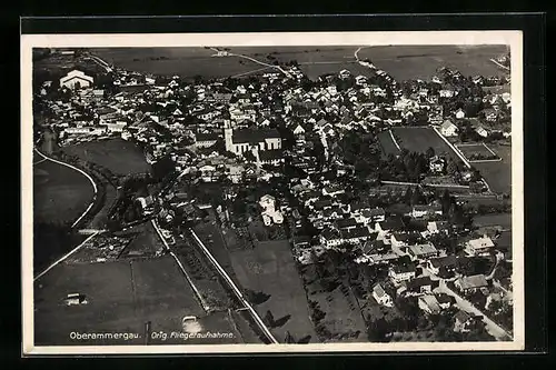 AK Oberammergau, Fliegeraufnahme mit Kirche