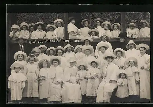 AK Salzungen, Gruss aus dem Solbad - Menschengruppe