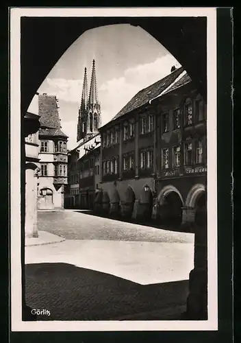 AK Görlitz, Untermarkt mit Lauben und Peterskirche