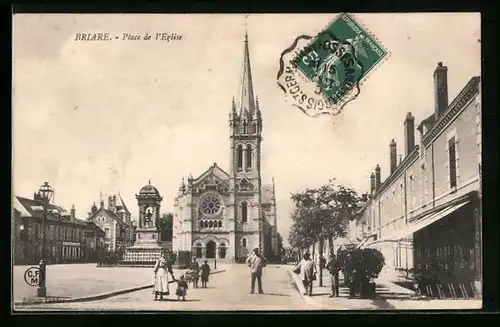 AK Briare, Place de l`Eglise