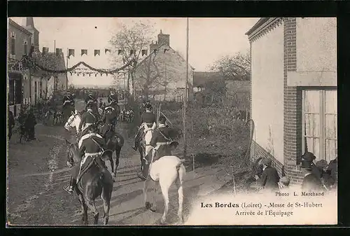 AK Les Bordes, Messe de St-Hubert Arrivee de l`Equipage