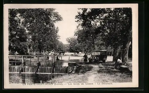 AK La Ferté-St-Aubin, Les bords du Cosson, Le Deversoir