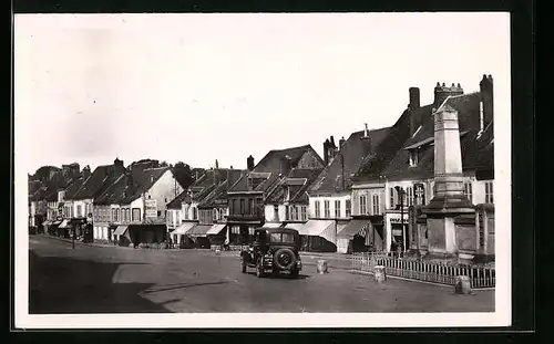 AK Courtenay, La Place du Marche